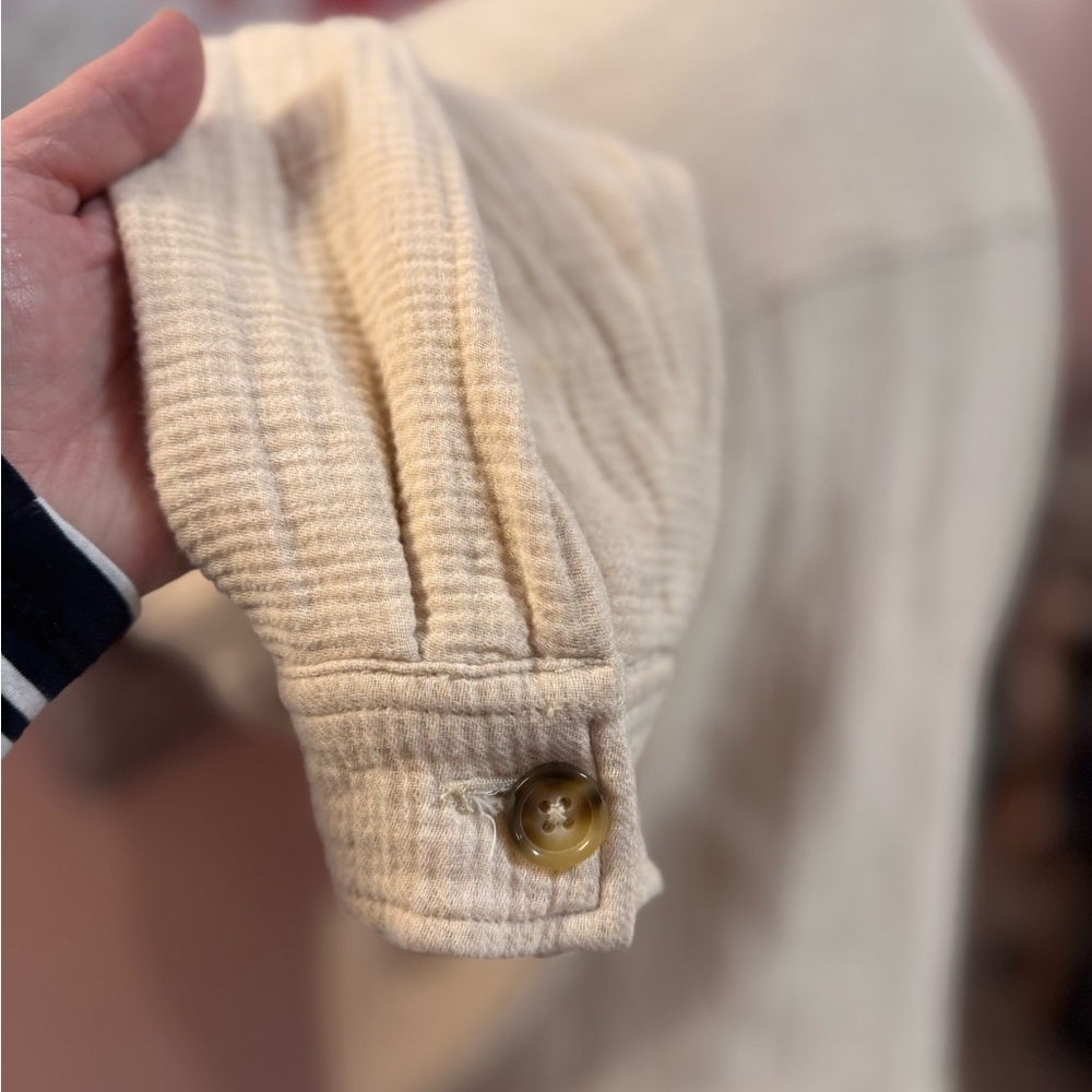 Orvis Button-Front Cotton Shirt Jacket in Warm Beige - Picture 4 of 6